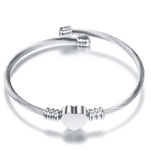 Load image into Gallery viewer, Silver Heart Bracelet
